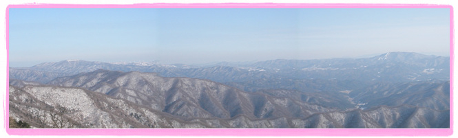 정상에서 바라본 오대산 방향 이미지