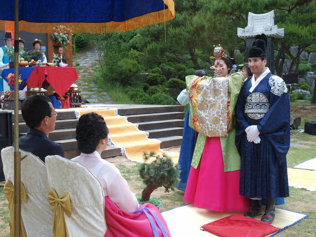 윤조명 이미지