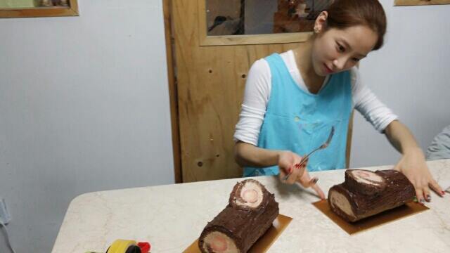 [조민아] 팬들한테 자기 가게나와서 자원봉사하라는 쥬얼리 조민아 | 인스티즈