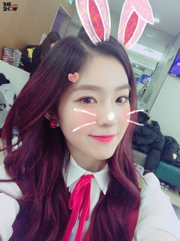 [레드벨벳] 한결같은 셀카자세 아이린 | 인스티즈