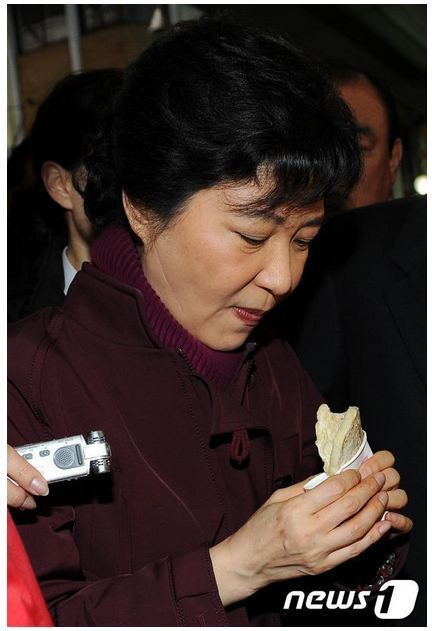 정치인중 먹방 하수 甲 | 인스티즈