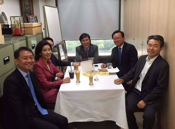 민주당 국민 경선에 참여하려는 여권?? 범여권에서 안희정앓이 | 인스티즈