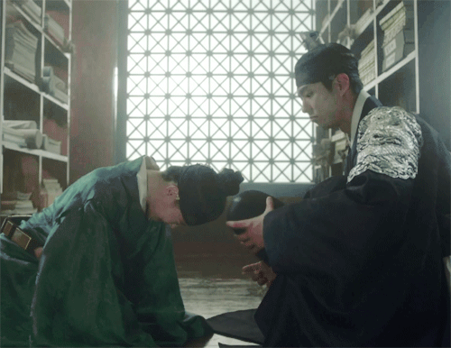 [구르미그린달빛] 라온이가 단 2화만에 세자저하에게 한짓.jpg | 인스티즈