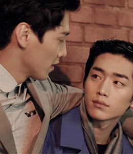 여성들이 섹스어필을 느낀다는 눈빛.gif | 인스티즈