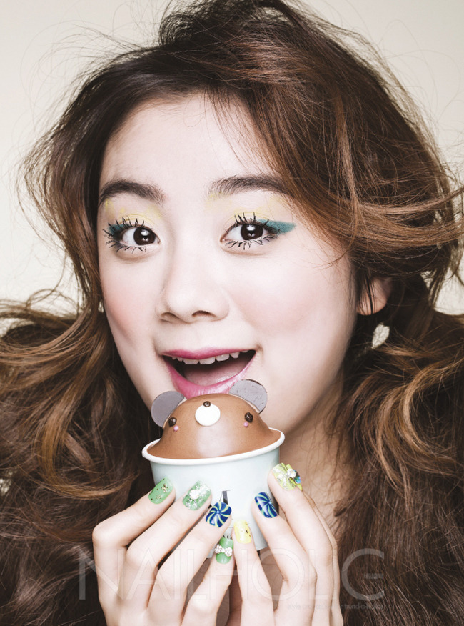 네일홀릭 이미지