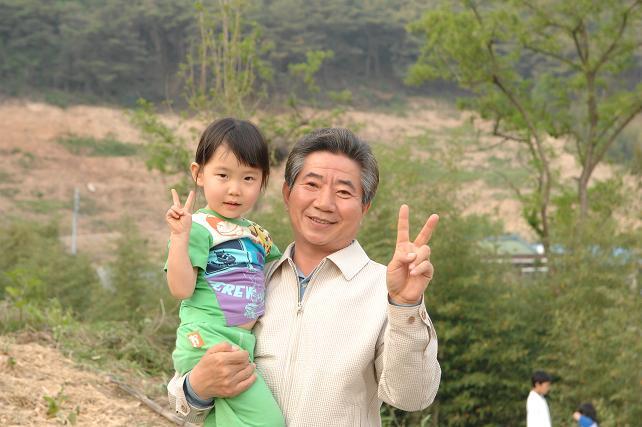 서거 후에도 임기시절 청와대 막내들에게 아직까지도 사랑한다는 말을 듣는 대통령 | 인스티즈