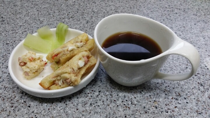 커피엔토스트 이미지