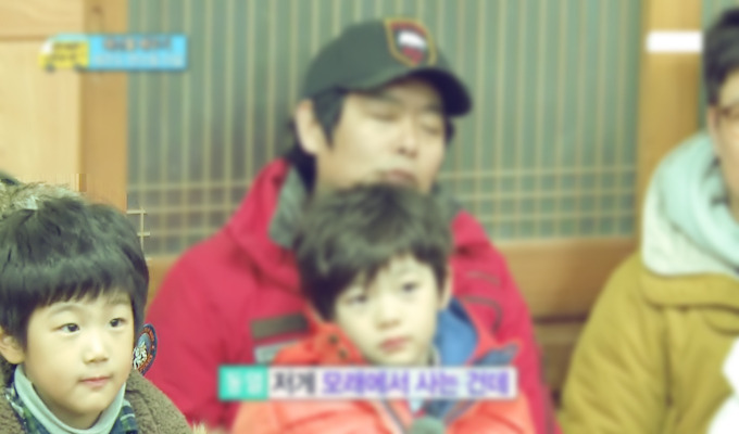 [아빠어디가] 준수 얼굴에 못생김이 묻었던 순간들ㅋㅋ.jpg | 인스티즈