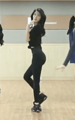 레깅스입고 안무하는 설현 | 인스티즈