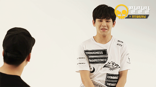 아이돌들에게 유명한짤을 따라하게한다면 ..? | 인스티즈