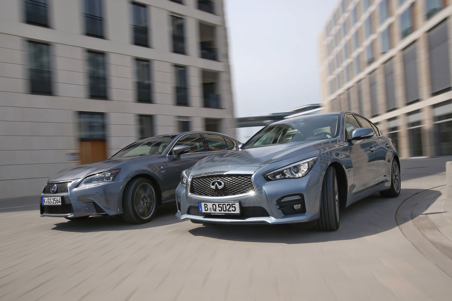 인피니티 Q50 하이브리드 vs 렉서스 GS 450h | 인스티즈
