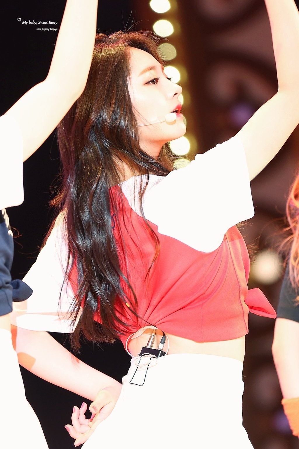 레알 개쩌는거 같은 주결경 옆태 | 인스티즈
