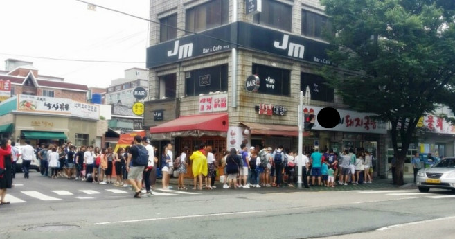 부산 돼지국밥 대기줄의 위엄 | 인스티즈