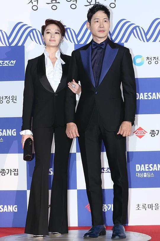 오늘자 청룡영화상 김혜수 포스ㄷㄷㄷ | 인스티즈