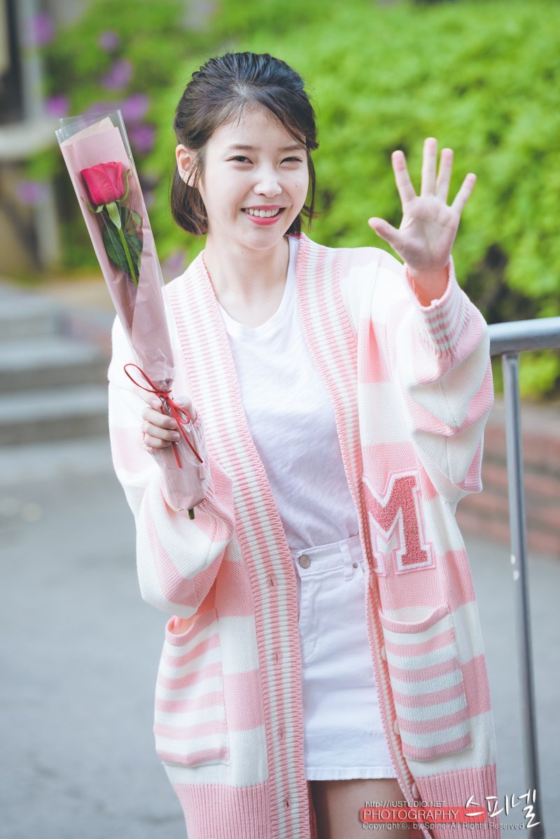 단발이 잘어울리는 아이유 | 인스티즈