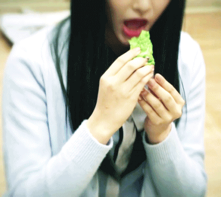 [트와이스] 갈수록 더더욱 이뻐지는 쯔위 움짤들.gif | 인스티즈