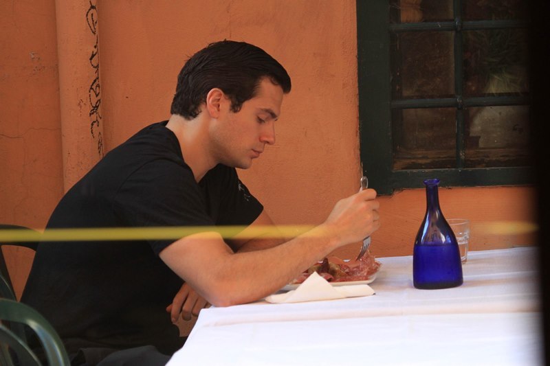 동양 vs 서양 혼자밥먹는거 차이점.jpg | 인스티즈