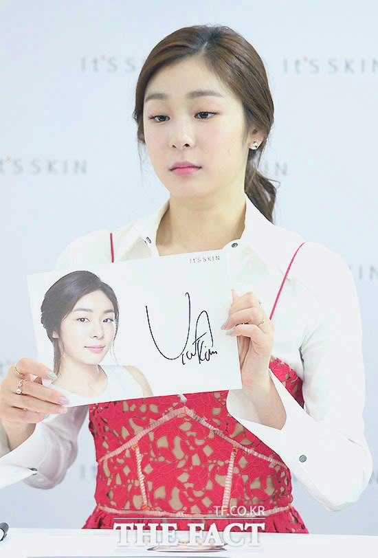 오늘자 연느 팬싸 광탈 기념 싸인회 데레요정 짤털 | 인스티즈