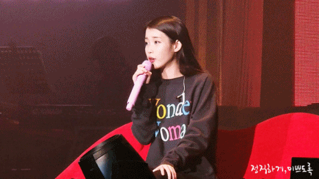 [15.11.22] 아이유 쳇셔 서울콘서트 둘째날 포토타임.jpgif | 인스티즈