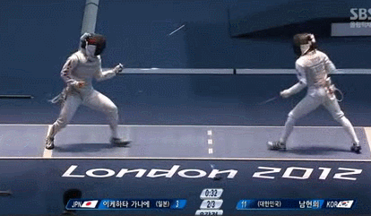 이쯤에서 다시보는 갓현희 펜싱 근접전 .gif | 인스티즈
