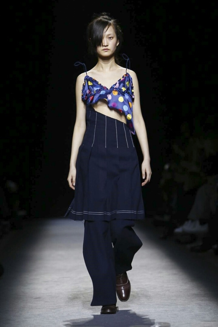 Jacquemus 쟈크뮈스 2016 FallWinter RTW Milan | 인스티즈