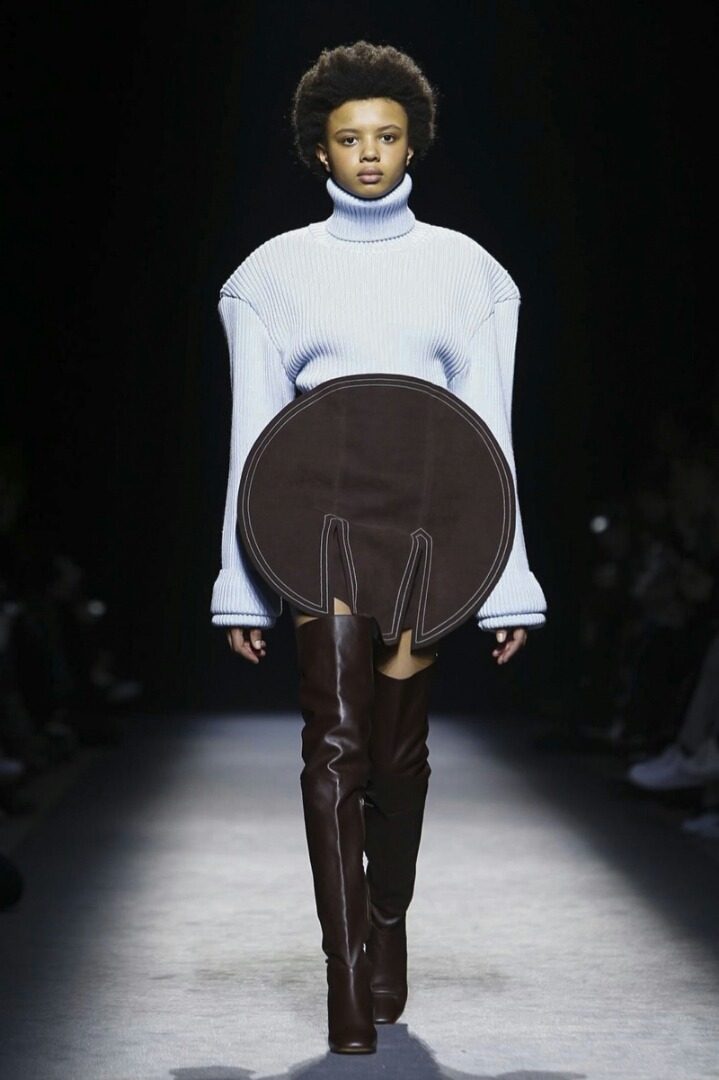 Jacquemus 쟈크뮈스 2016 FallWinter RTW Milan | 인스티즈