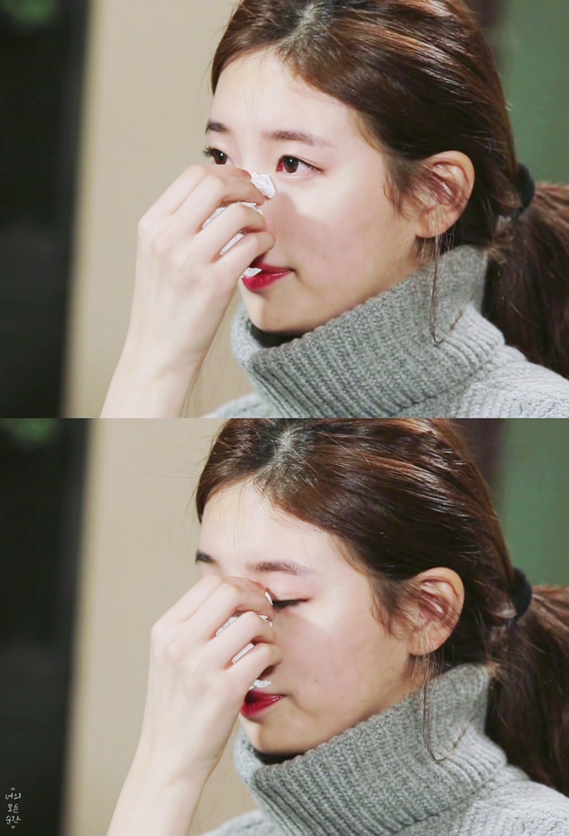아빠 얘기하다가 우는 수지 | 인스티즈