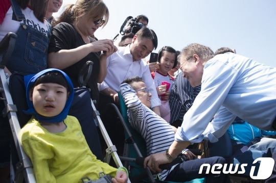 오늘자 문재인.jpg | 인스티즈