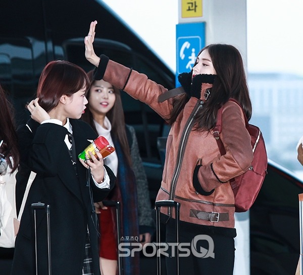 오늘자 아이오아이 | 인스티즈