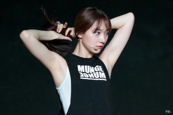 머리 묶어보는 플레디스걸즈 김민경 | 인스티즈