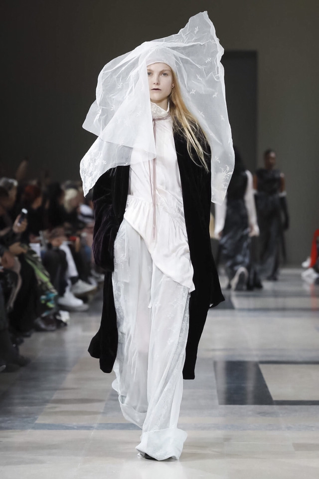 2017 F/W Ann Demeulemeester 컬렉션 | 인스티즈