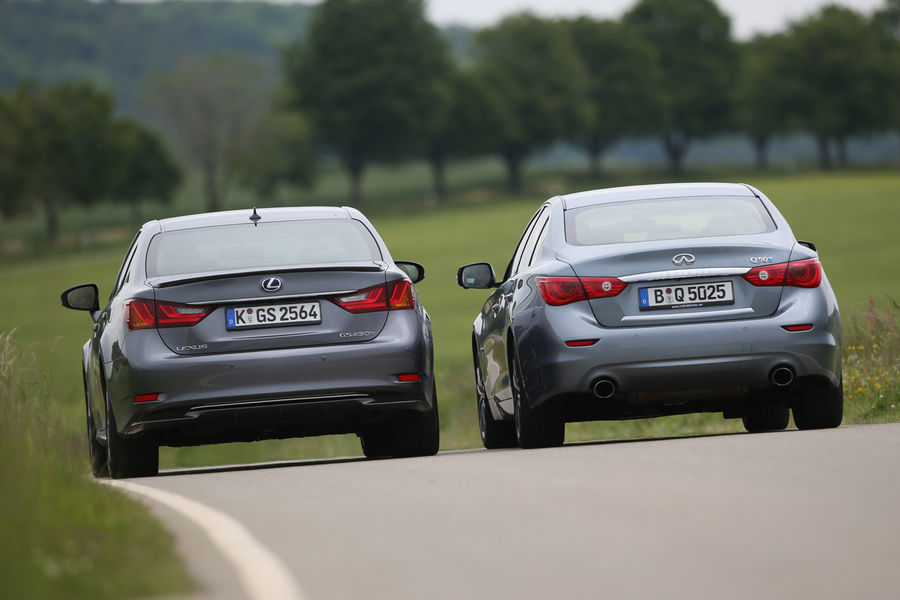 인피니티 Q50 하이브리드 vs 렉서스 GS 450h | 인스티즈