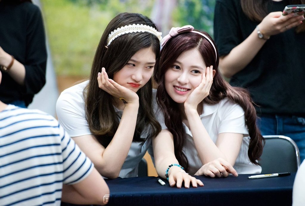 [다이아] 예빈 & 정채연 케미 | 인스티즈