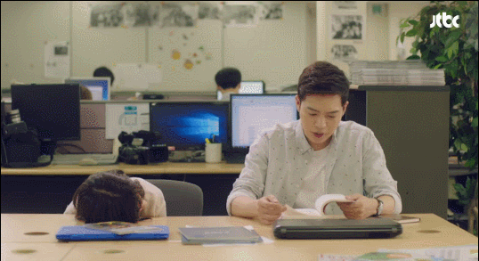 내 대학시절 기억조작하는 청춘시대 커플링들.gif | 인스티즈