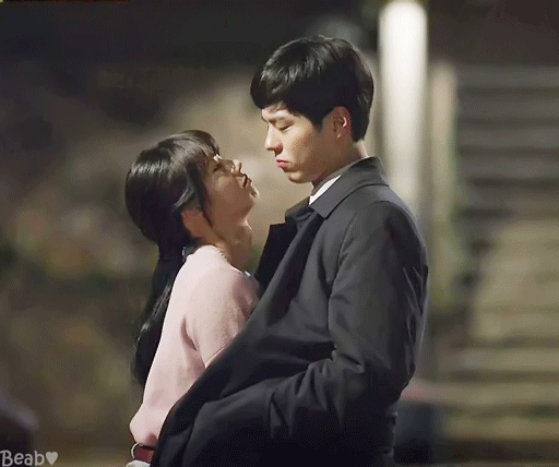 [움짤/데이터주의] 응답하라 1988 최택 & 성덕선 . JPGIF | 인스티즈