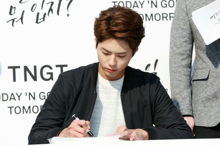 오늘자 박보검.jpg | 인스티즈