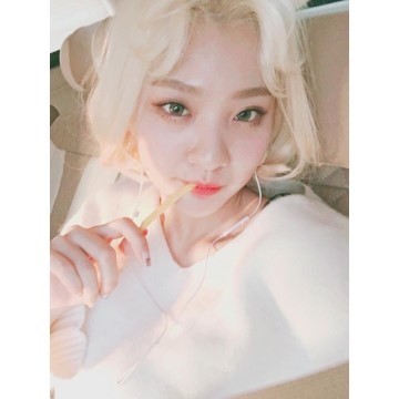 국내 금발 하면 생각나는 여자가수는? | 인스티즈