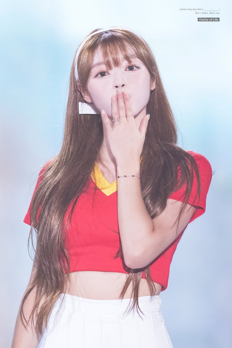 ​나날이 이뻐지는 오마이걸 유아.jpg(이쁨주의) | 인스티즈