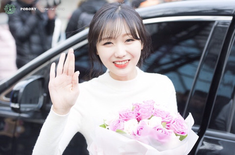 [러블리즈] 손발이 시려워서 수정이 | 인스티즈