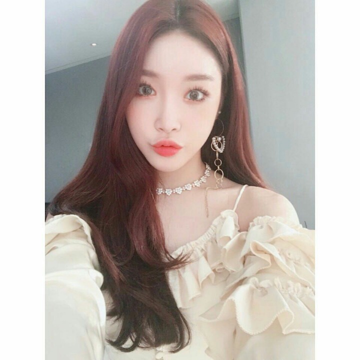 오늘자 청하 인스타 업뎃 | 인스티즈