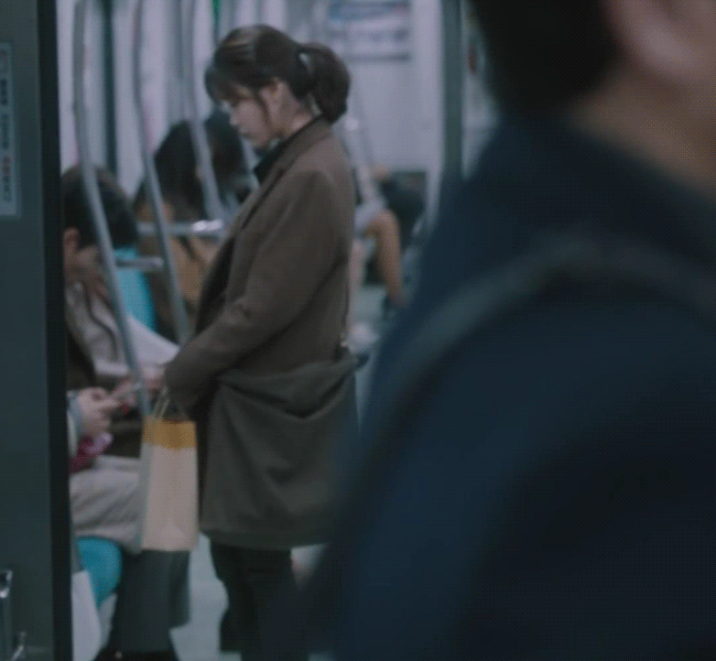나의 아저씨) 눈치보는 지안이 .gif | 인스티즈