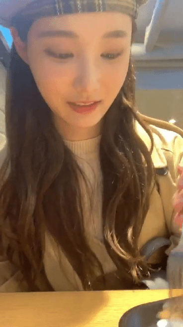 어제 3주년 기념 인스타 라이브한 모모랜드 연우.gif | 인스티즈
