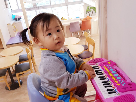 아띠라온키즈카페 이미지