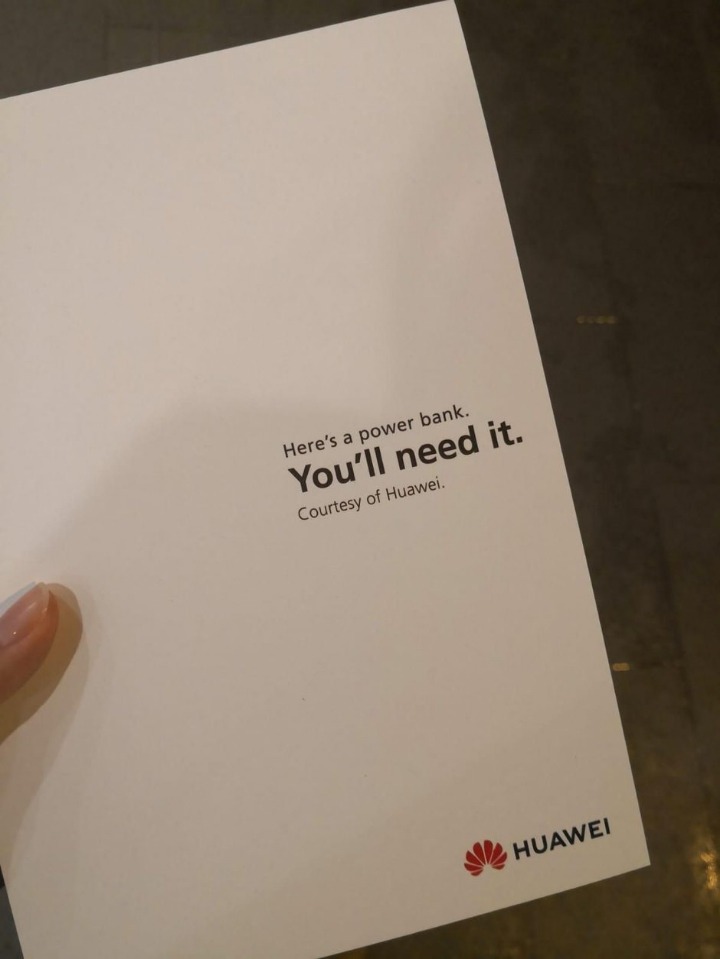 애플스토어 앞에서 마케팅한 머리좋은 화웨이 | 인스티즈