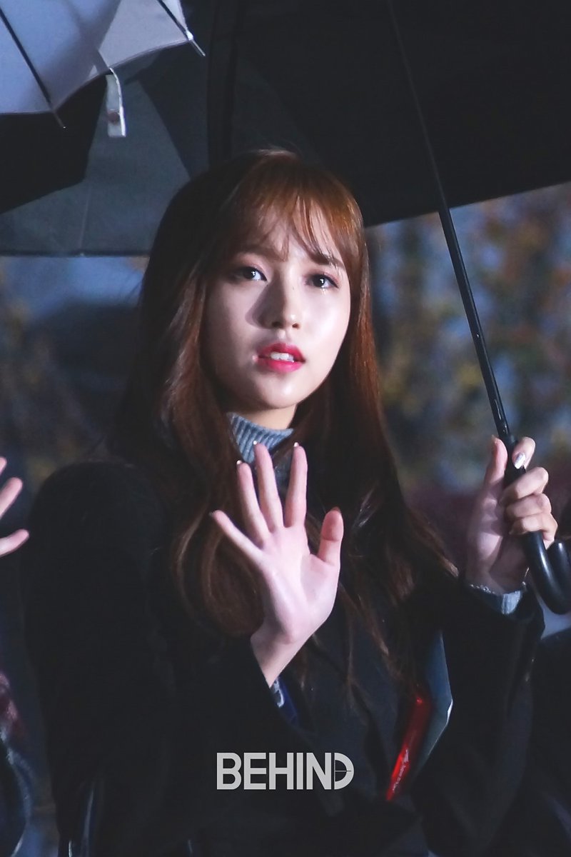 181109 묘이 미나 뮤직뱅크 출근길 | 인스티즈