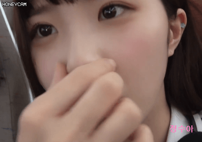 프로미스 나인 송하여 V앱 뉴욕KCON 비하인드.GIF(데이터주의) | 인스티즈
