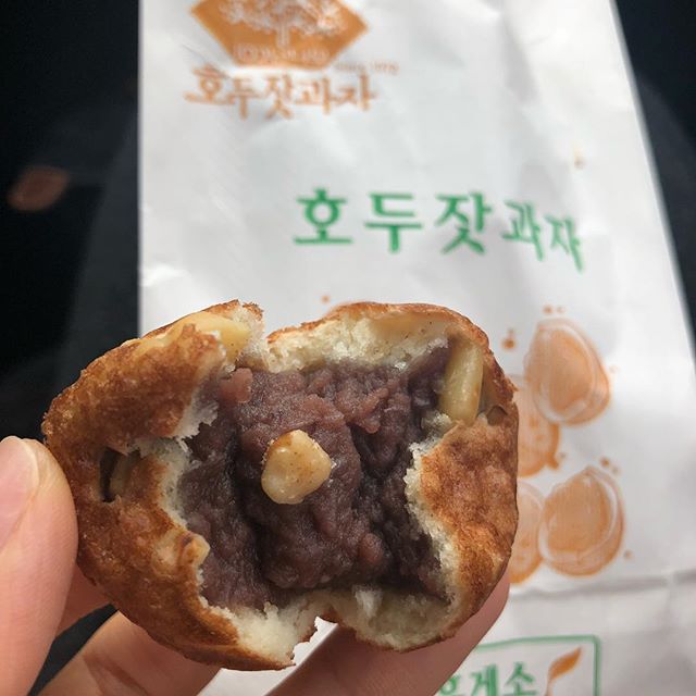 굳이 들려서 사갈 정도로 인기 있는 가평휴게소 명물.jpg | 인스티즈