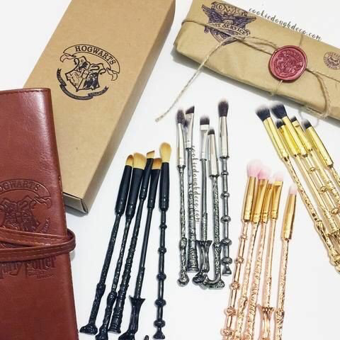 해리포터 아이섀도우 팔레트와 마법지팡이 브러쉬 | 인스티즈