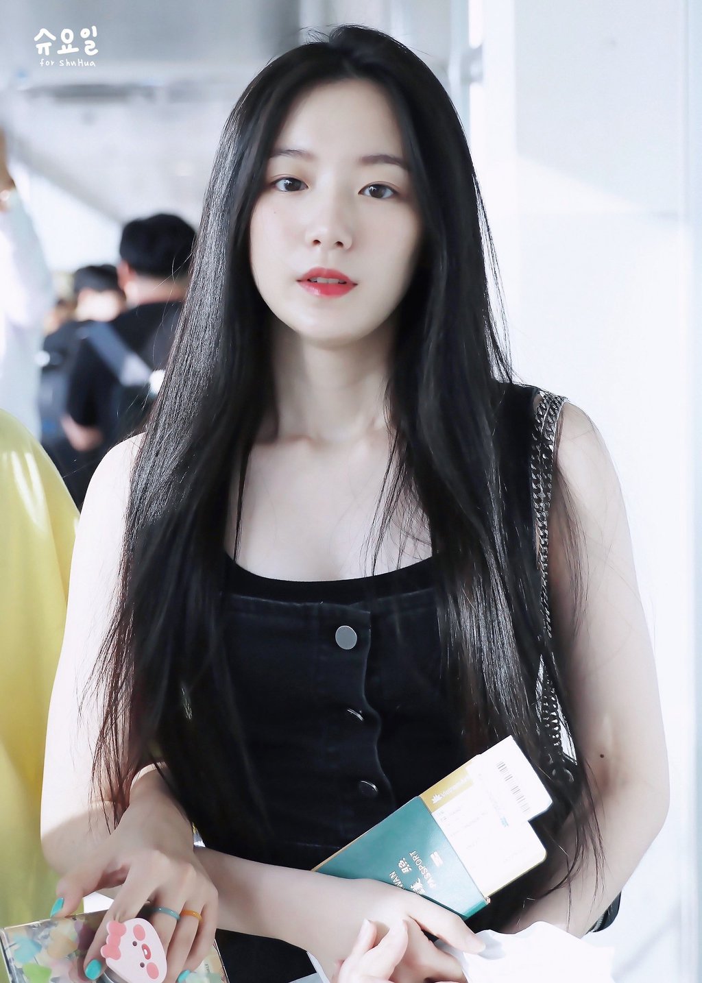 (여자)아이들의 비쥬얼담당 백설공주 슈화.jpgif (311장) | 인스티즈