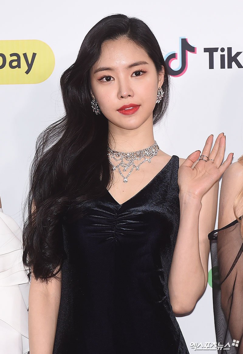 오늘자 가요대전 에이핑크 무대.jpgif | 인스티즈